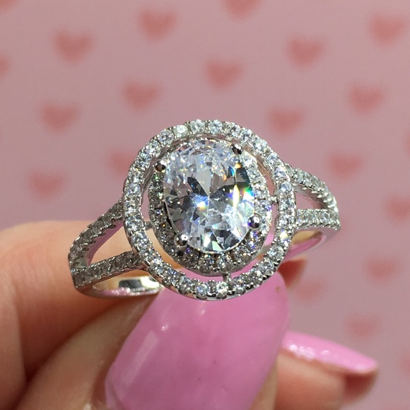 Jewelry - 14k white gold oval wedding engagement ring 2 ct